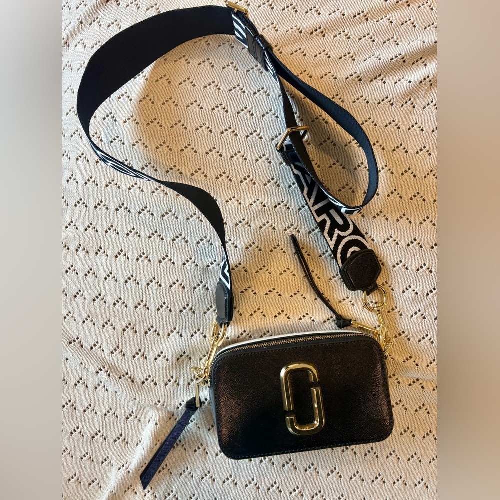 Marc Jacob’s Snapshot Black Crossbody Bag